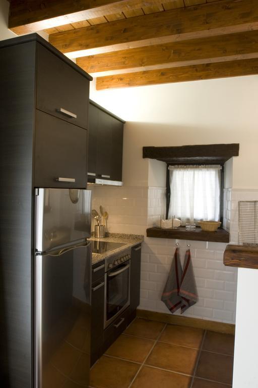 Apartamentos Rurales El Lleron Caso Bagian luar foto