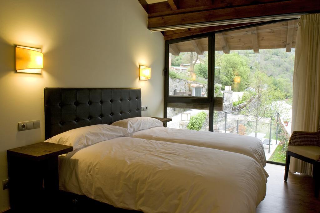 Apartamentos Rurales El Lleron Caso Bagian luar foto